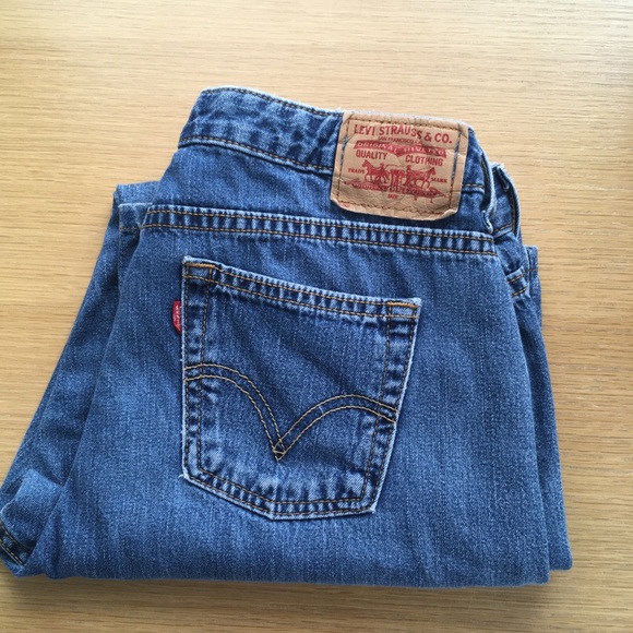 Levi’s Cropped Women’s Bootcut Jeans - Picture 3 of 6